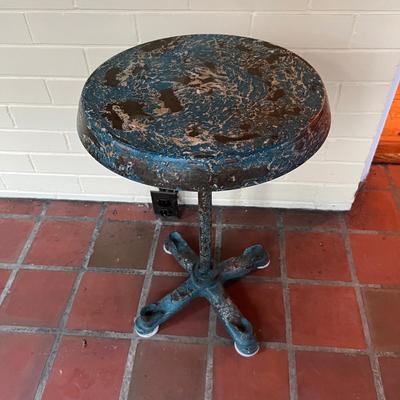 Industrial Style Metal Stool (SR-RG)