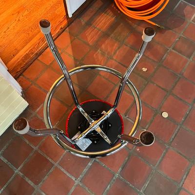 Pair of Fender Swivel Stools (SR-RG)