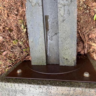 Steel & Cement Tall Sculpture (FY-RG)