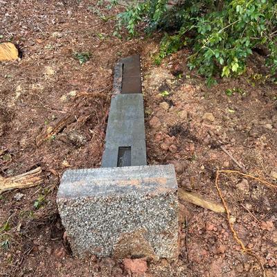 Steel & Cement Tall Sculpture (FY-RG)