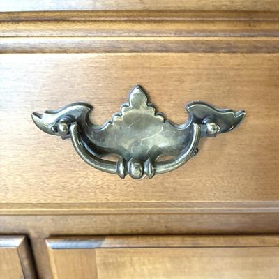 Solid Wood China Cabinet Hutch