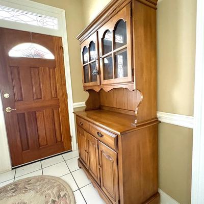 Solid Wood China Cabinet Hutch