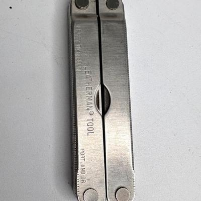 Lot of 7 Pocket Knives + Knife Sharpener