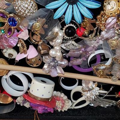 Vintage Costume Jewelry Lot