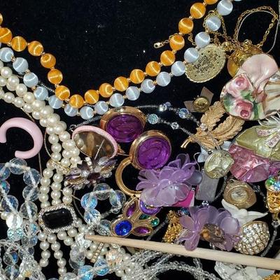 Vintage Costume Jewelry Lot