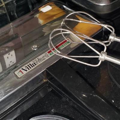 Small Kitchen appliances/ tools lot
