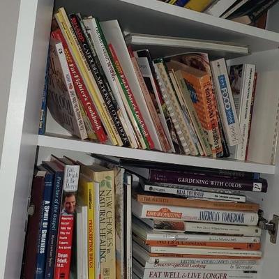 Huge Lol: Books, Media DVDs etc. Including small shelf