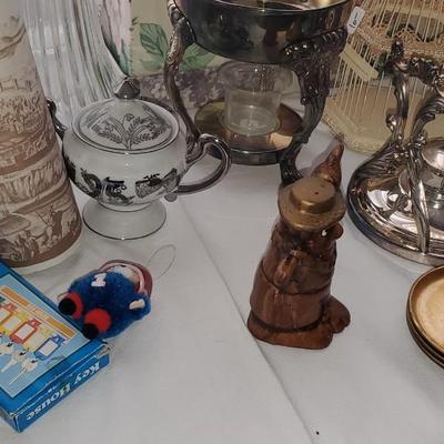Collectibles table Lot, Records, and misc