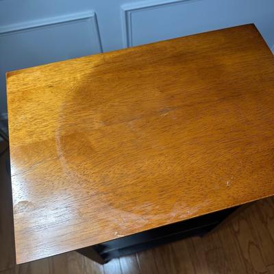 LOT 221: Floor Lamp w/ 5 Adjustable Heads & Side Table