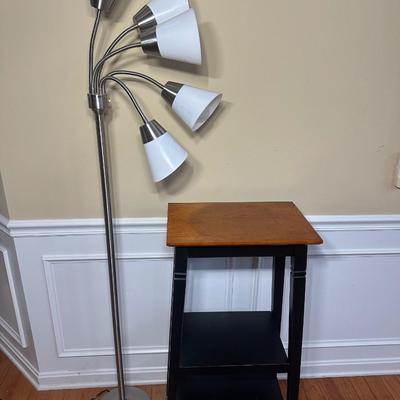 LOT 221: Floor Lamp w/ 5 Adjustable Heads & Side Table