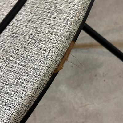 LOT 239: 8 Folding Metal Chairs