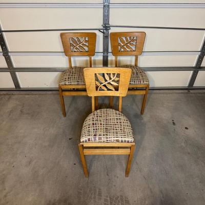 LOT 240: 3 Vintage Stakmore Wooden Folding Chairs