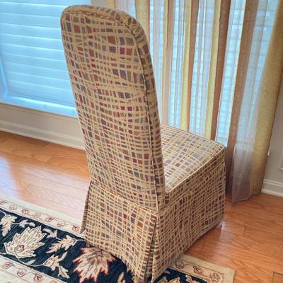 LOT 244: Vintage Double Pedestal Dining Room Table with Two Leafs, Table Pads and Six Upholstered Chairs