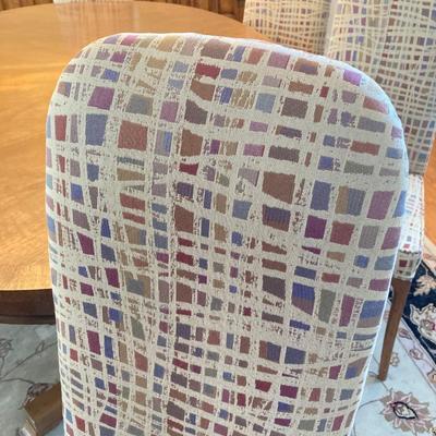 LOT 244: Vintage Double Pedestal Dining Room Table with Two Leafs, Table Pads and Six Upholstered Chairs