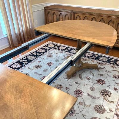 LOT 244: Vintage Double Pedestal Dining Room Table with Two Leafs, Table Pads and Six Upholstered Chairs