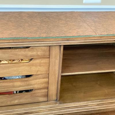 LOT 245: Vintage Mastercraft Furniture Co. Buffet Console with Table Pads