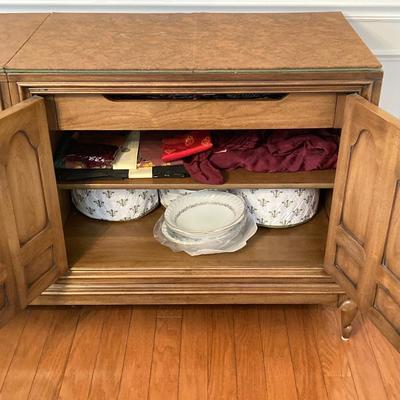 LOT 245: Vintage Mastercraft Furniture Co. Buffet Console with Table Pads