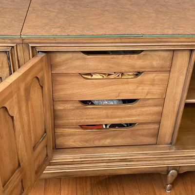 LOT 245: Vintage Mastercraft Furniture Co. Buffet Console with Table Pads