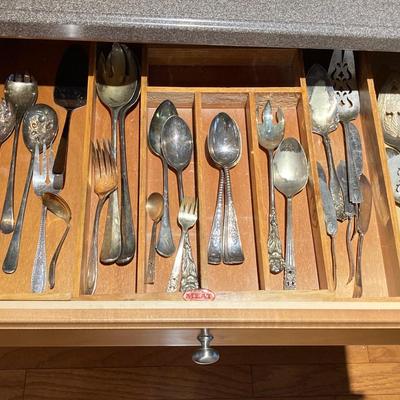 LOT 247: Silver and Gold Plated Flatware / Utensils - Harmony House, Wm. Rogers & Son, Community and More