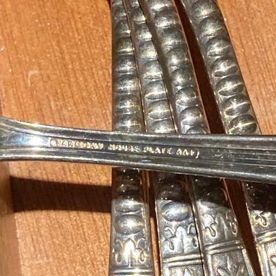 LOT 247: Silver and Gold Plated Flatware / Utensils - Harmony House, Wm. Rogers & Son, Community and More