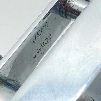 LOT 252: Pair of Stunning Mother of Pearl Opera Glasses with Cases - French Par Brevet Dinvention and Swift Princess 25X Model No 726