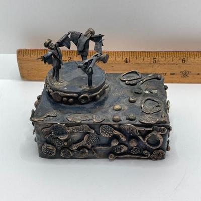 LOT 253: Vintage Figural Silverplate Music Box Hava Nagila Judaica Fiddler with Two Sterling Israel Jerusalem Miniature Figures