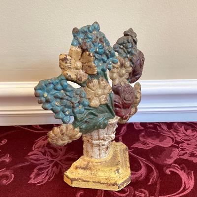 LOT 258: Vintage / Antique Cast Iron Basket Door Stop