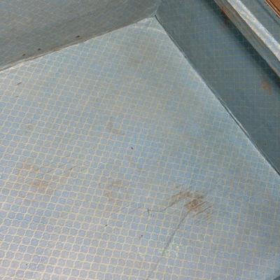 LOT 260: Vintage Steamer Trunk