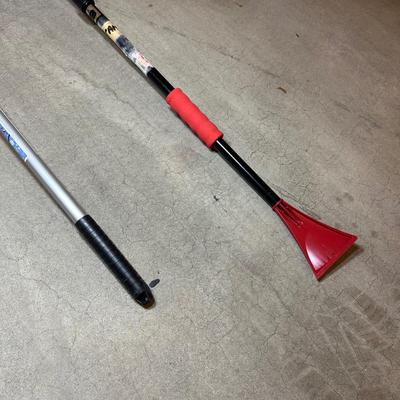 LOT 261: Car Essentials! Ice Scrapers, Bungee Cords, Inflate n Go & More!