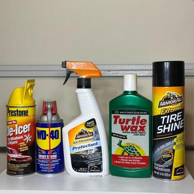 LOT 261: Car Essentials! Ice Scrapers, Bungee Cords, Inflate n Go & More!