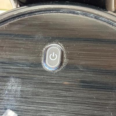 LOT 263: Eufy Robovac 11s