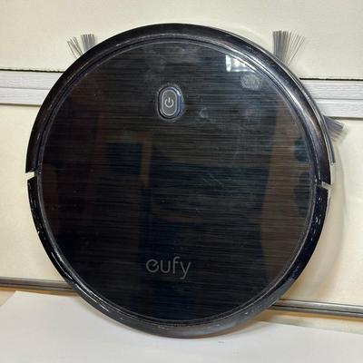 LOT 263: Eufy Robovac 11s