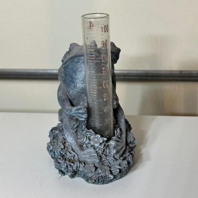 LOT 264: Gardening Tools, Garden Decor & More!