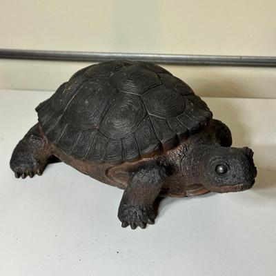 LOT 264: Gardening Tools, Garden Decor & More!