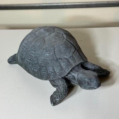 LOT 264: Gardening Tools, Garden Decor & More!