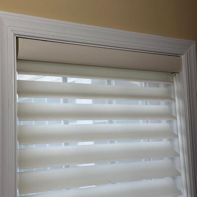 LOT 266: Hunter Douglas Silhouette Window Shades 74"x65” New In Box