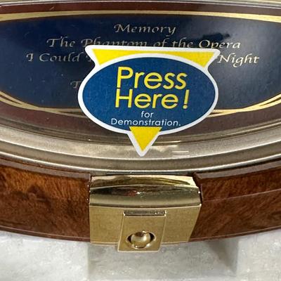LOT 267: Seiko Clocks Phantom Of The Opera Motion Clock w/ Box