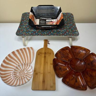 LOT 268: Farberware Square BBQ Wok Topper, Trays, Cutting Board & More