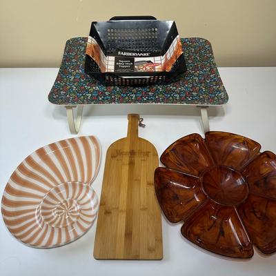 LOT 268: Farberware Square BBQ Wok Topper, Trays, Cutting Board & More