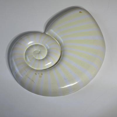 LOT 268: Farberware Square BBQ Wok Topper, Trays, Cutting Board & More