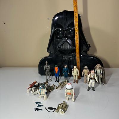 LOT 269: Vintage Star Wars Action Figures w/ Darth Vader Carrying Case
