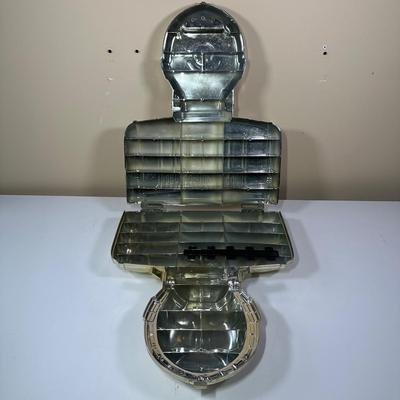 LOT 270: Vintage StarWars Action Figures w/ 1983 C-3PO Carrying Case