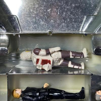 LOT 270: Vintage StarWars Action Figures w/ 1983 C-3PO Carrying Case