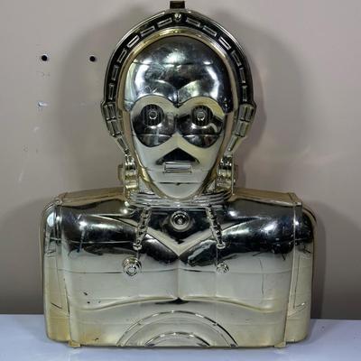 LOT 270: Vintage StarWars Action Figures w/ 1983 C-3PO Carrying Case