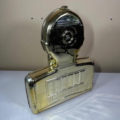 LOT 270: Vintage StarWars Action Figures w/ 1983 C-3PO Carrying Case