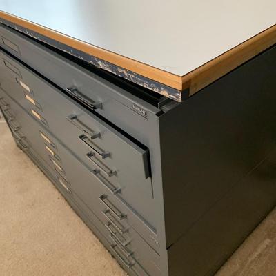 LOT:274: Set of 2 Stacked Mayline Steel 5-Drawer Flat Filing Cabinets with Removable Top
