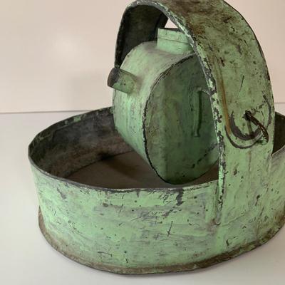 LOT:276: Vintage/Antique Metal Oil Burning "Eternal Flame"