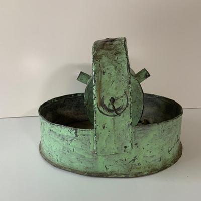 LOT:276: Vintage/Antique Metal Oil Burning "Eternal Flame"