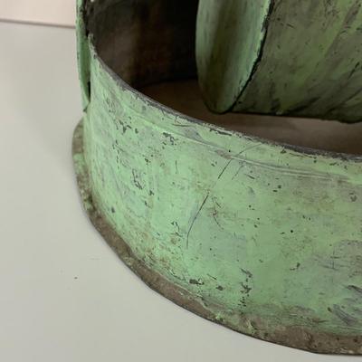 LOT:276: Vintage/Antique Metal Oil Burning "Eternal Flame"