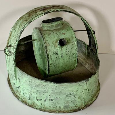 LOT:276: Vintage/Antique Metal Oil Burning "Eternal Flame"